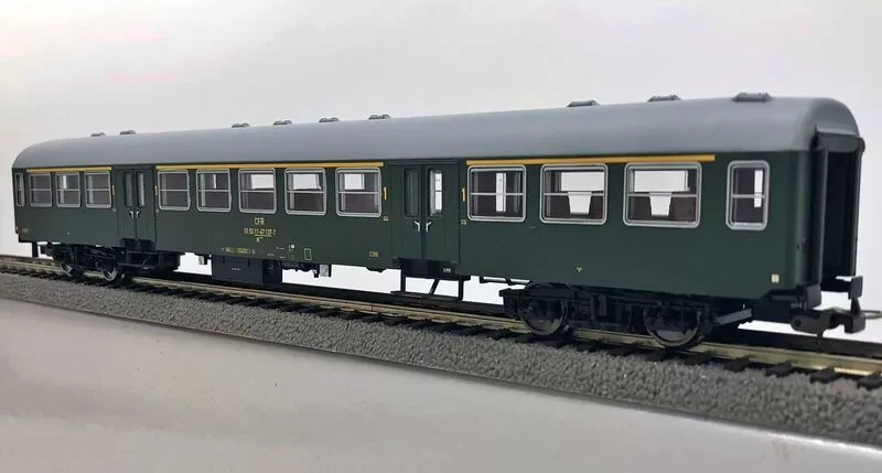 CFR - Aafmd 11-47 passenger coach