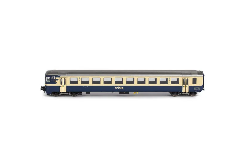 BLS - Bt 20-33 951 passenger coach