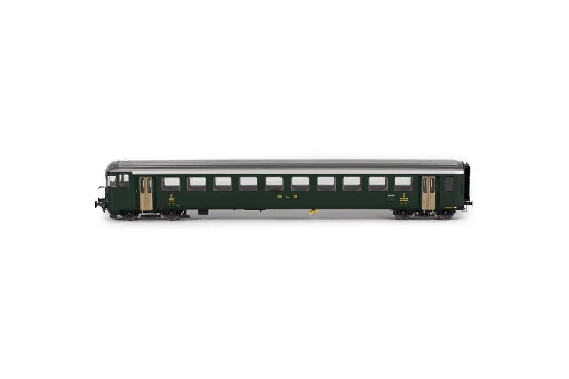 BLS - Bt 211 passenger coach