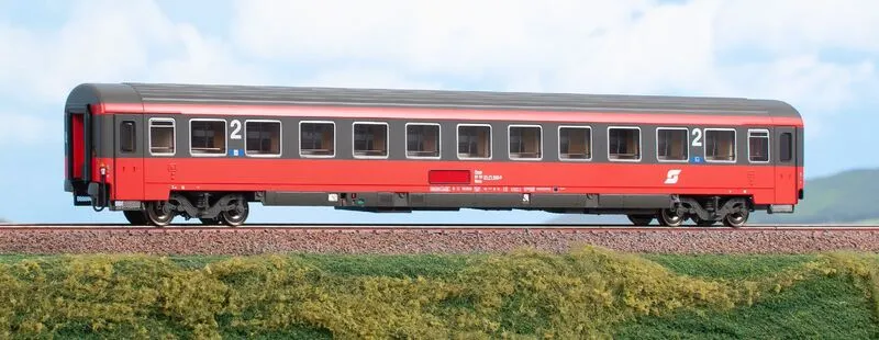 ÖBB - Bmz 21-71 040 "UIC-Z Eurofima" passenger coach