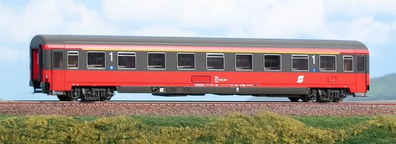 ÖBB - Amz 19-91 113 passenger coach