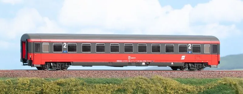 ÖBB - Bmz 21-70 111 passenger coach