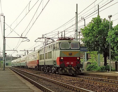 FS E 656 293 crossing Desio