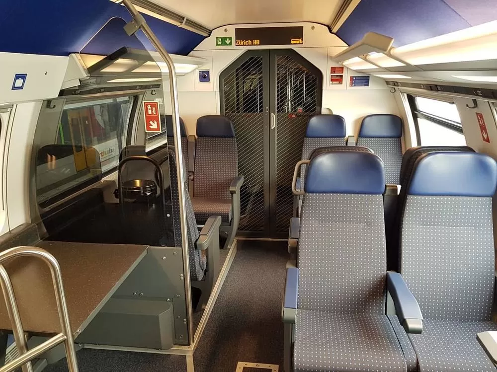 SBB CFF FFS - IC2020 2nd class double deck coach