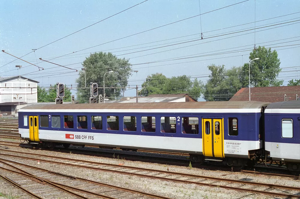 B 20-35 000 - 256