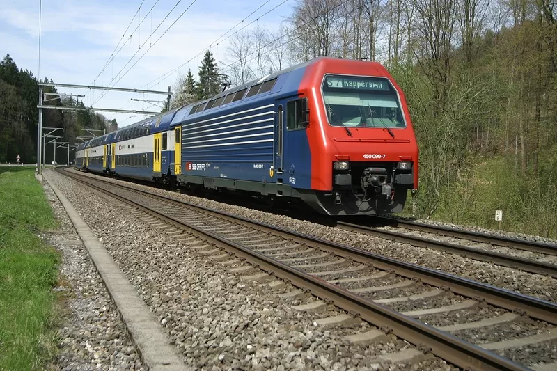 Re 450