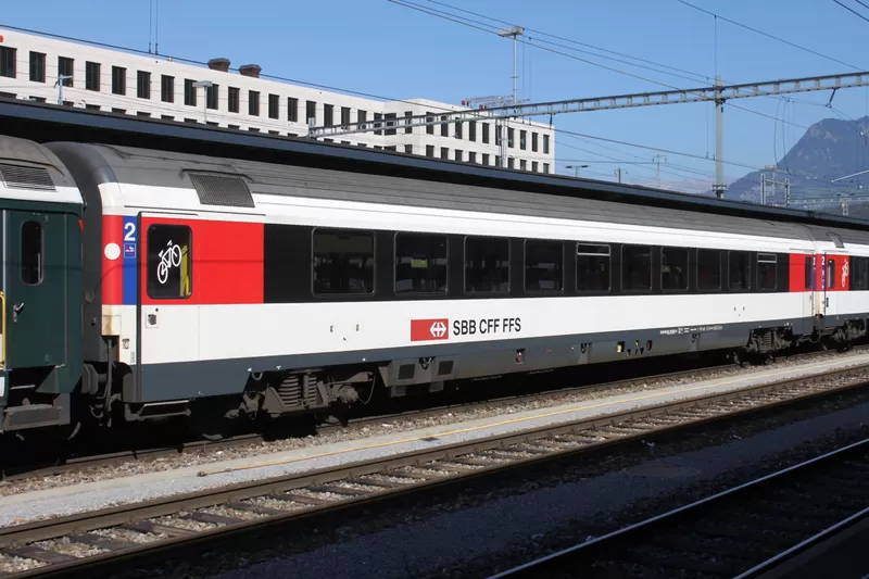 B 20-73 000 - 026