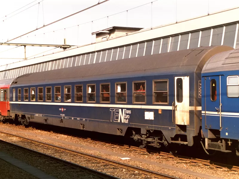 WLABm 72-80 589 - 600