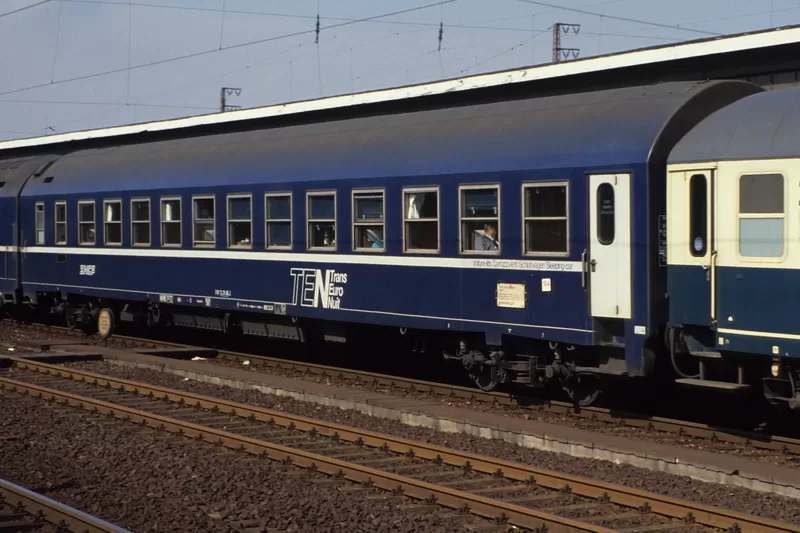 WLABm 72-70 606 - 608