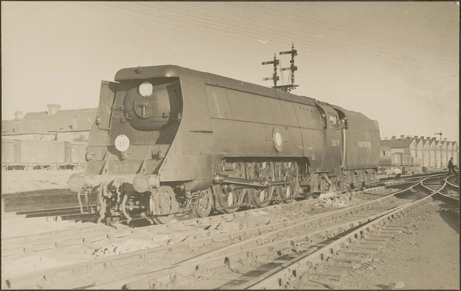 SR Merchant Navy Class 21C09 Shaw Savill around 1944