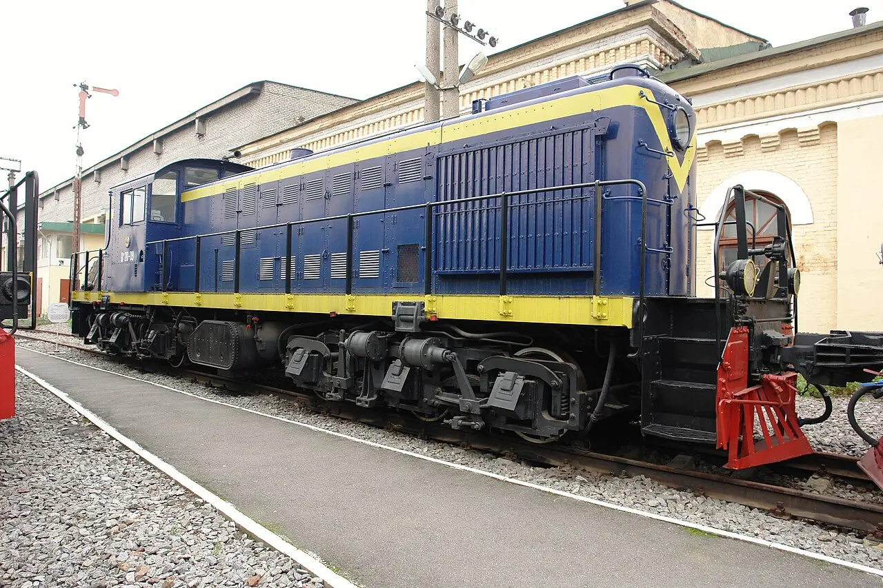 Diesel locomotive DA20-09 (5)