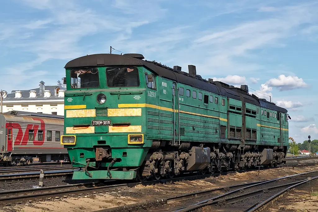 2ТЭ10М-3659, станция Рыбинск-пассажирский.
