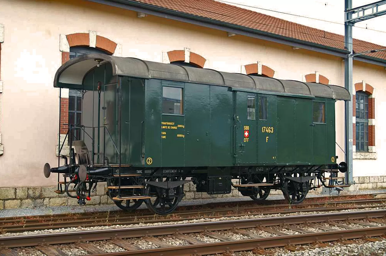 Restored F 16733 by the Historische Eisenbahn Gesellschaft association