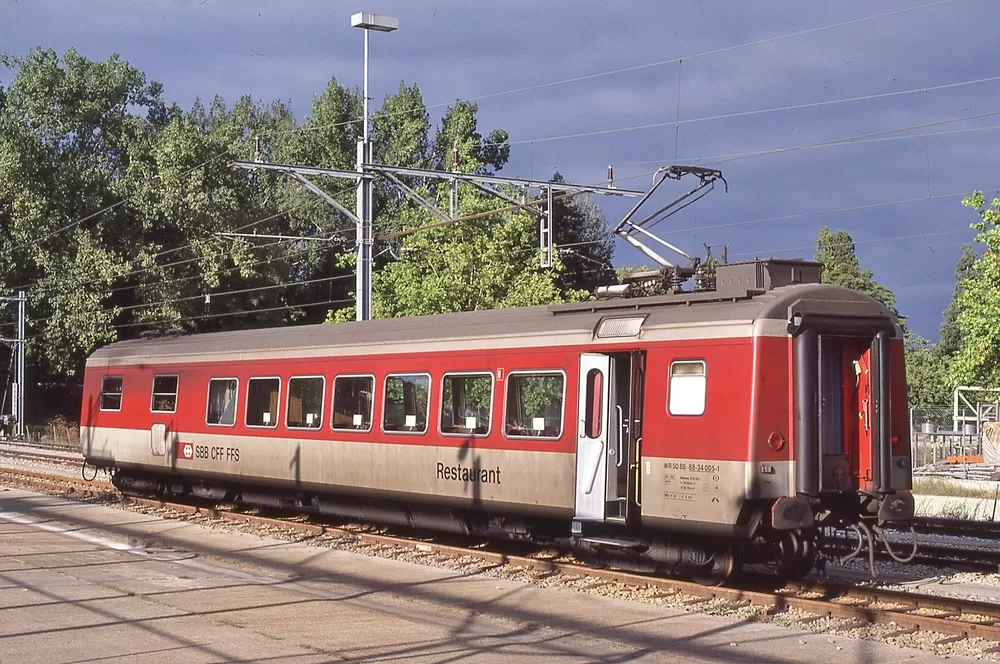 WR 88-34 000 - 005